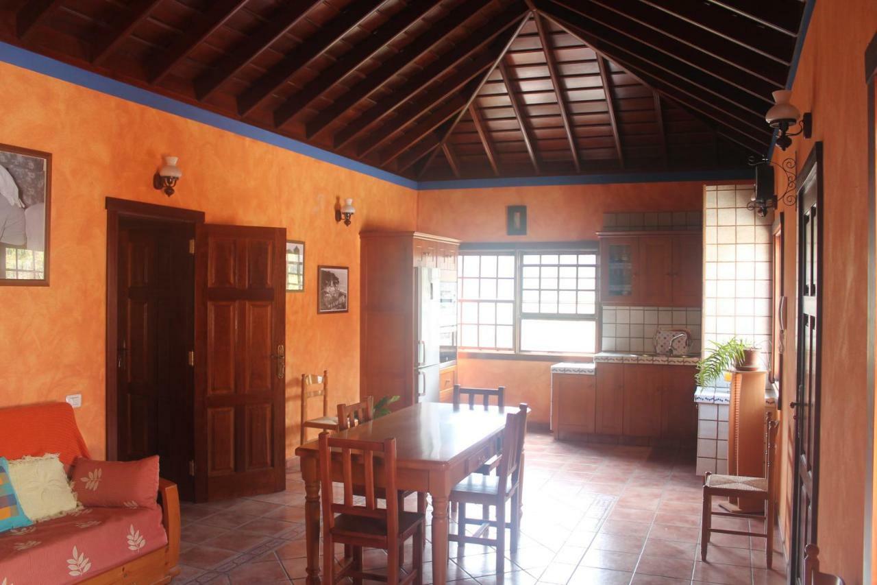 La Casa Del Abuelo Villa Los Sauces Bagian luar foto