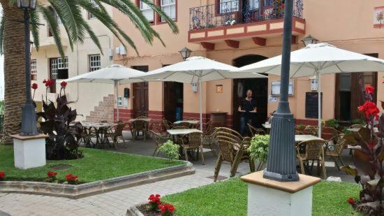 La Casa Del Abuelo Villa Los Sauces Bagian luar foto
